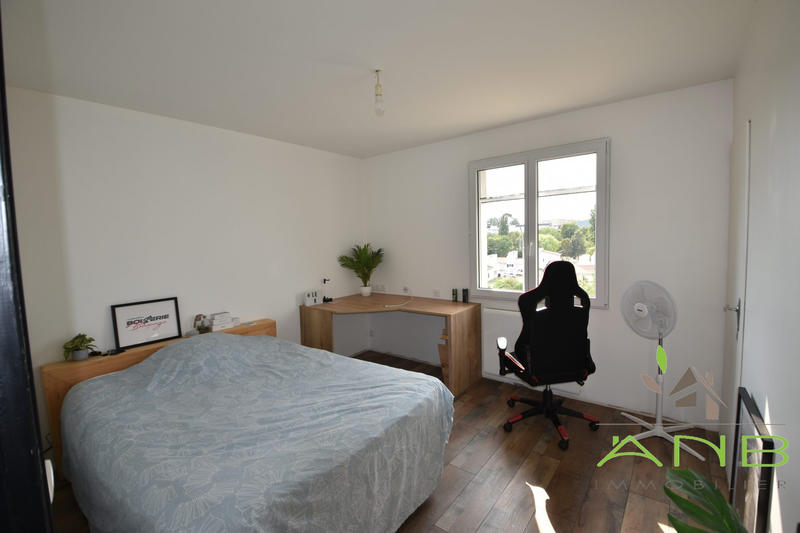 Maison traditionnelle - 85 m² - 4 pièces