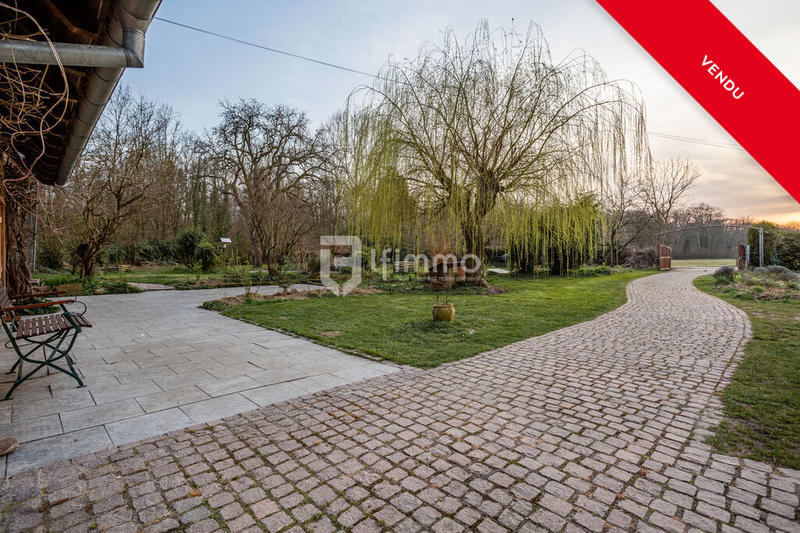 Maison - 189 m² - 7 pièces