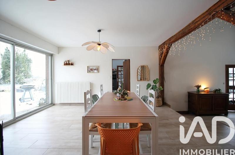 Maison - 215 m² - 10 pièces