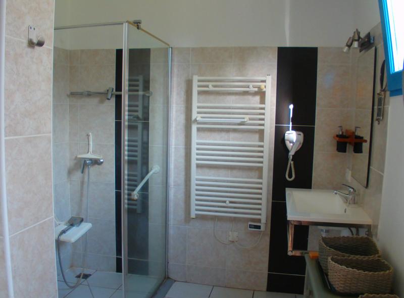 Maison - 170 m² - 8 pièces