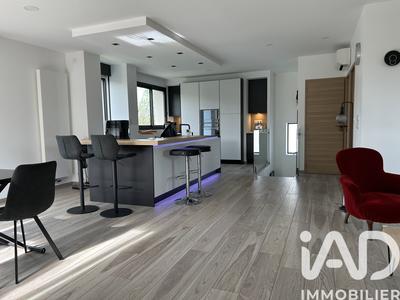 Maison - 147 m² - 4 pièces