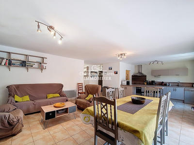 Villa - 122 m² - 7 pièces