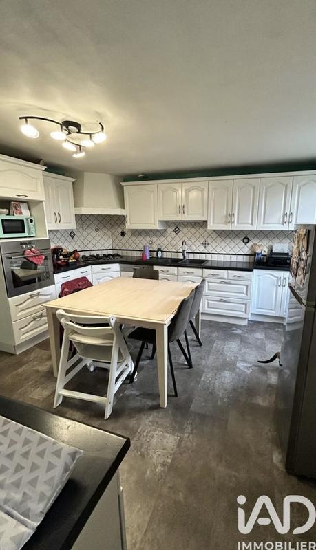 Maison de village - 90 m² - 4 pièces