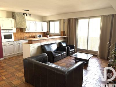 Appartement - 85 m² - 4 pièces