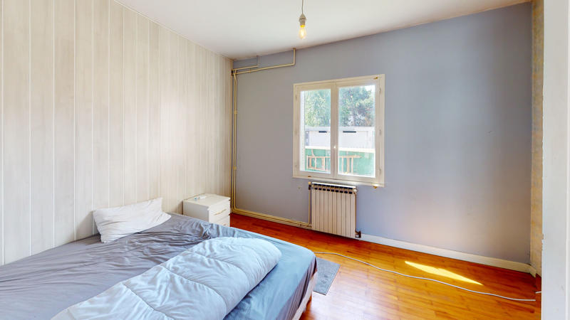 Maison - 216 m² - 8 pièces