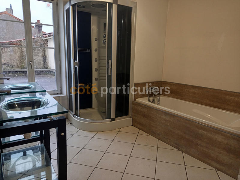 Appartement - 150 m² - 5 pièces