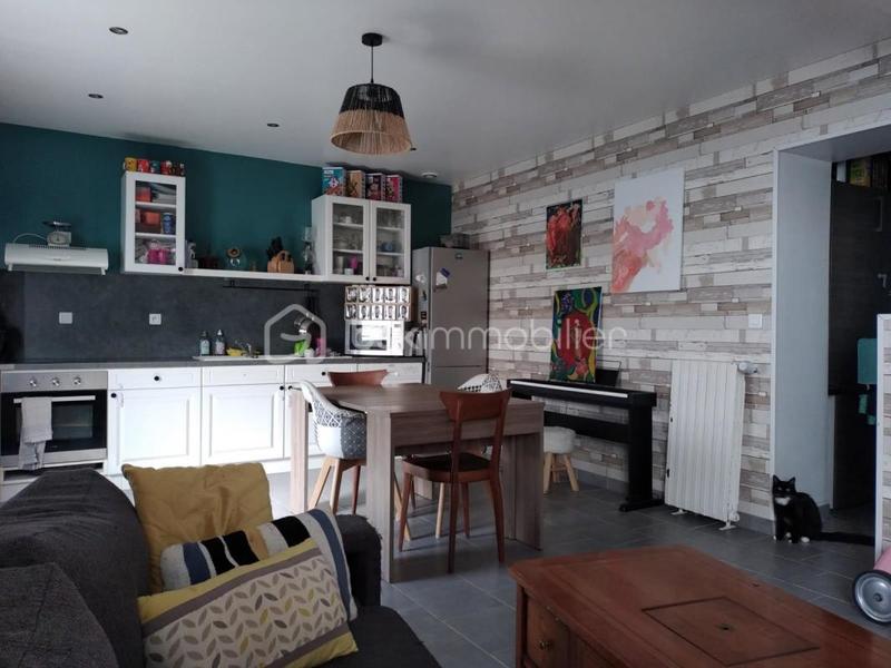 Maison de ville - 69 m² - 4 pièces