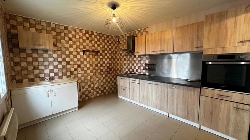 Immeuble - 90 m² - 4 pièces