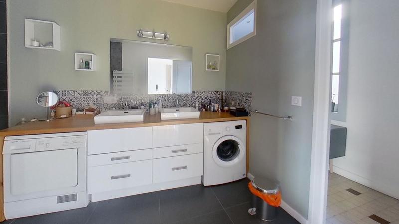 Duplex - 182 m² - 6 pièces