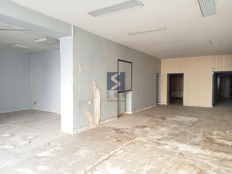 Local commercial - 120 m²