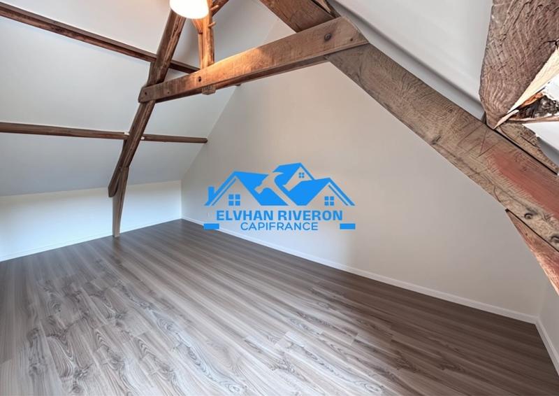 Maison - 157 m² - 8 pièces