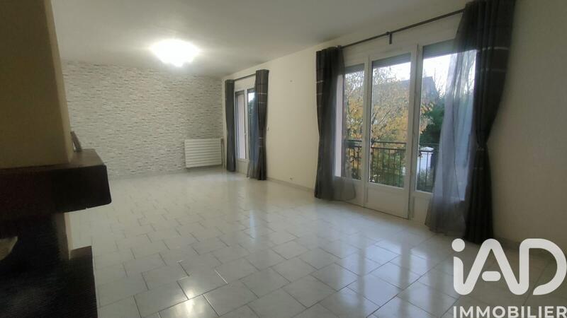 Maison - 137 m² - 8 pièces