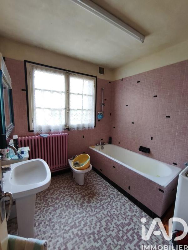 Maison - 147 m² - 7 pièces