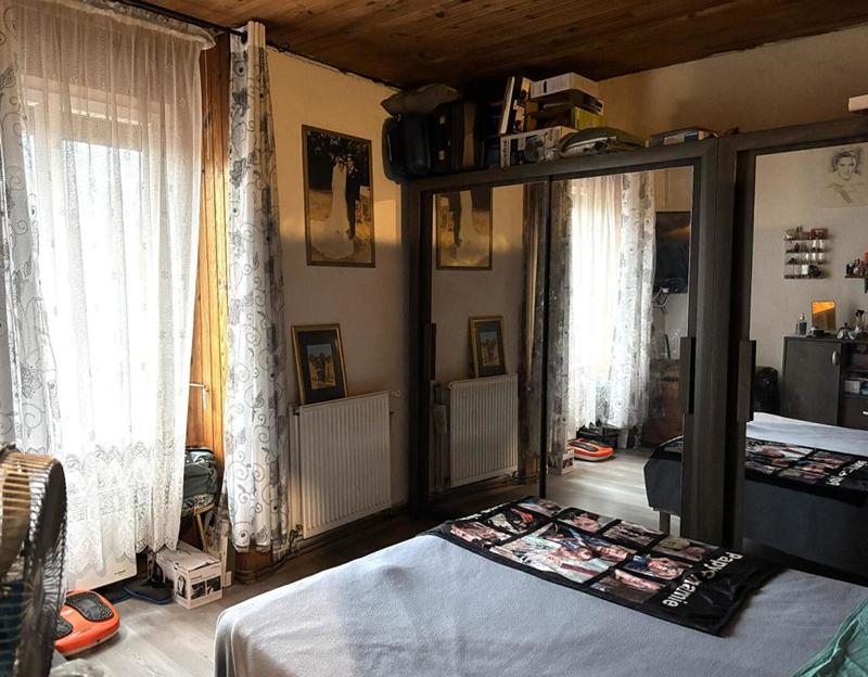 Maison - 161 m² - 7 pièces