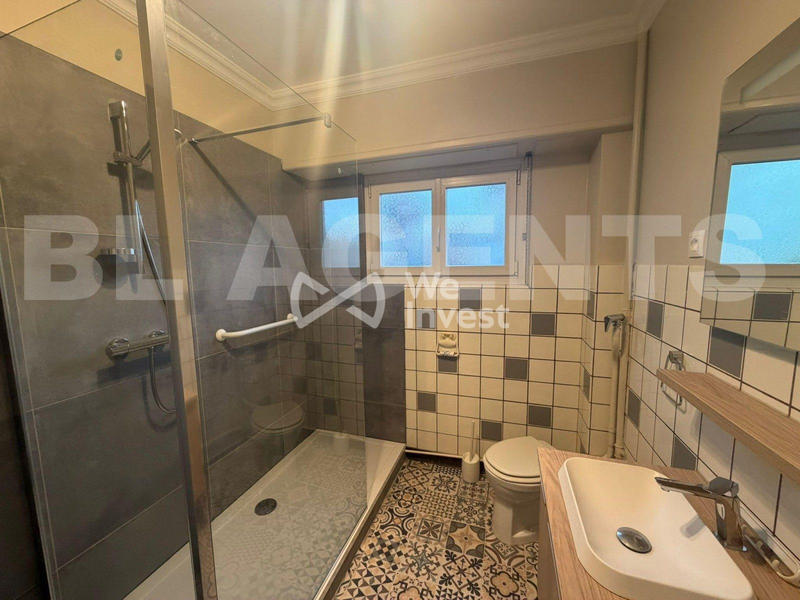 Appartement - 80 m² - 2 pièces