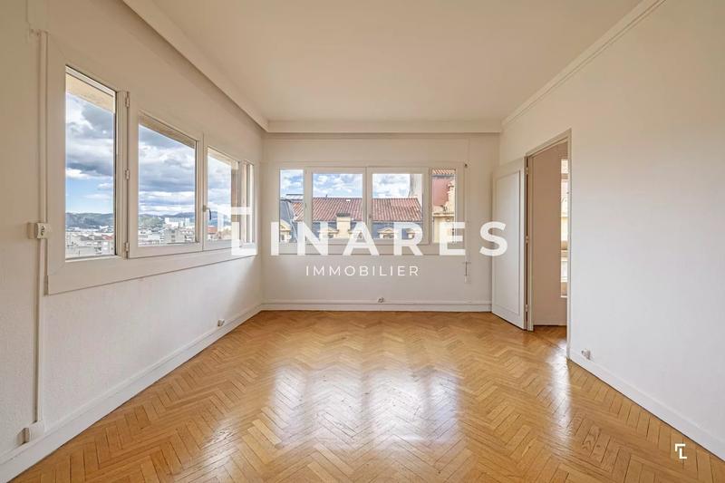 Appartement - 163 m² - 5 pièces