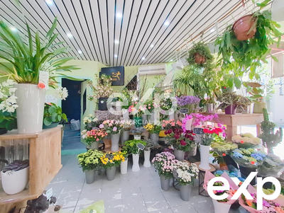 Fonds de commerce - Local commercial - 114 m²