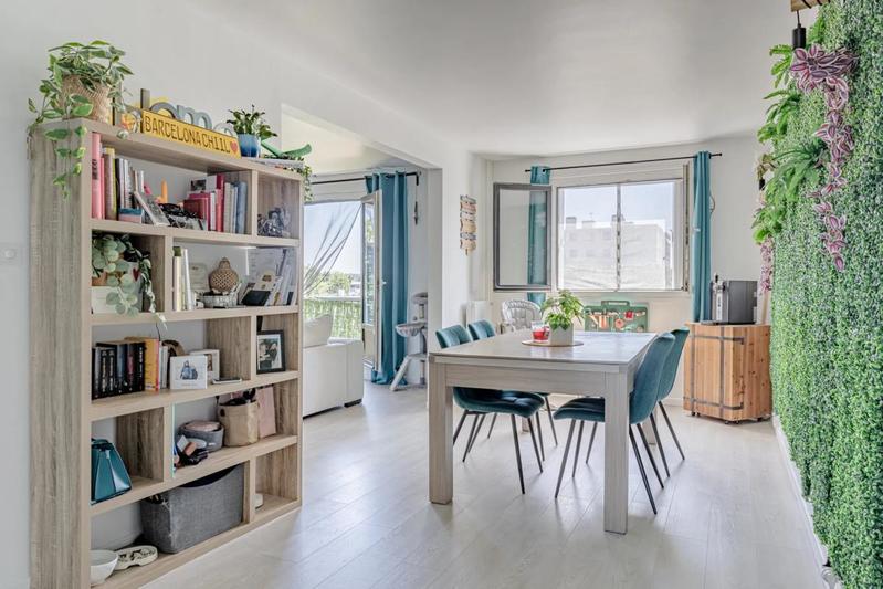 Appartement - 110 m² - 6 pièces