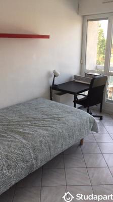 Chambre - 10 m² - 1 pièce