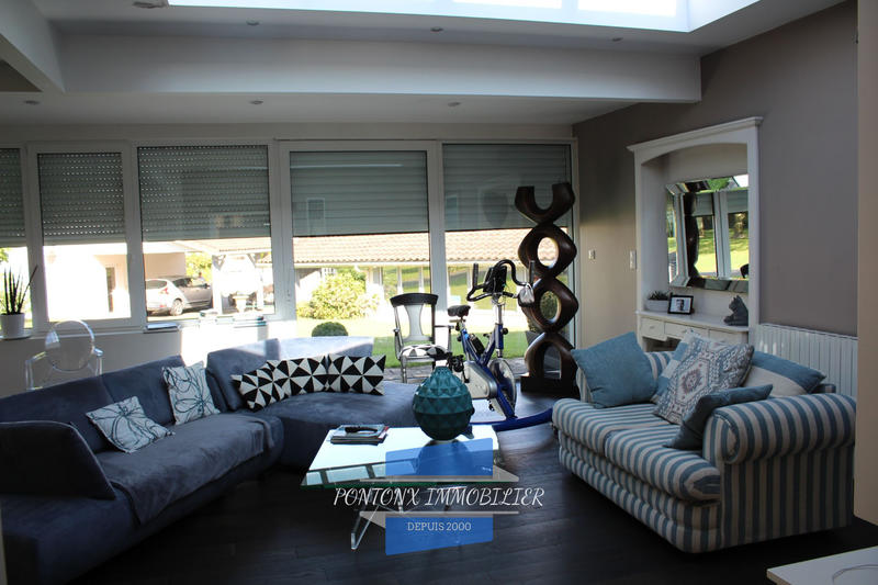 Villa - 202 m² - 5 pièces