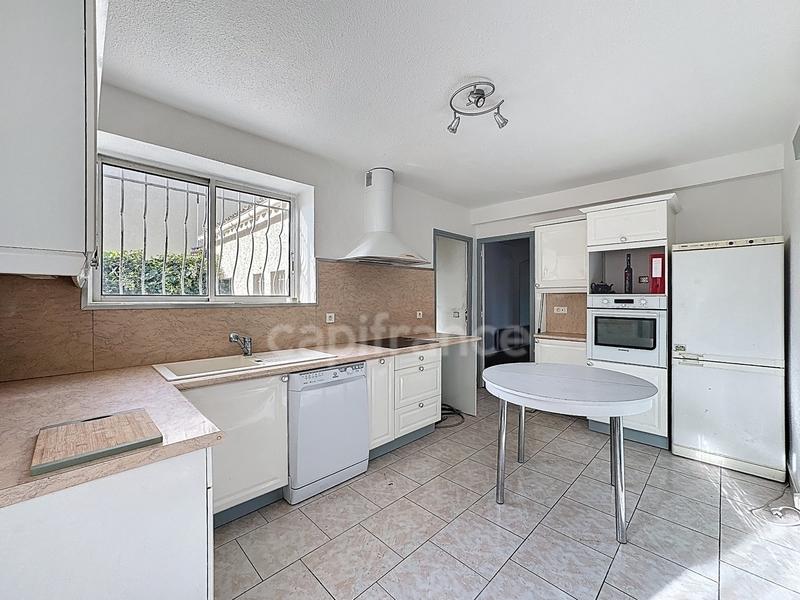 Maison - 135 m² - 6 pièces