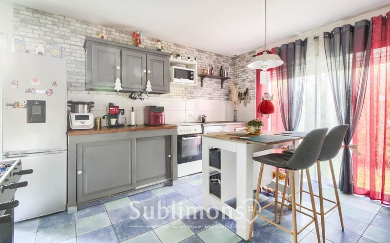 Maison - 95 m² - 5 pièces