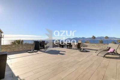 Appartement - 125 m² - 5 pièces