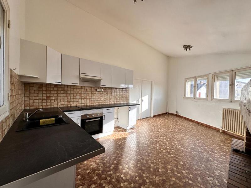 Appartement - 111 m² - 3 pièces