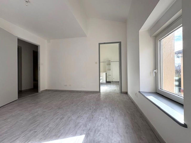 Maison - 94 m² - 5 pièces