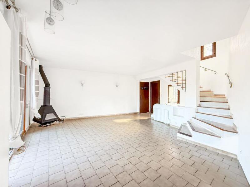 Maison - 94 m² - 4 pièces