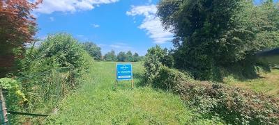 Terrain constructible - 1 280 m²