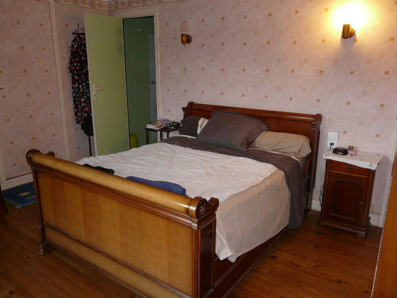 Maison - 200 m² - 6 pièces