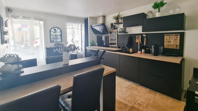 Maison - 96 m² - 5 pièces