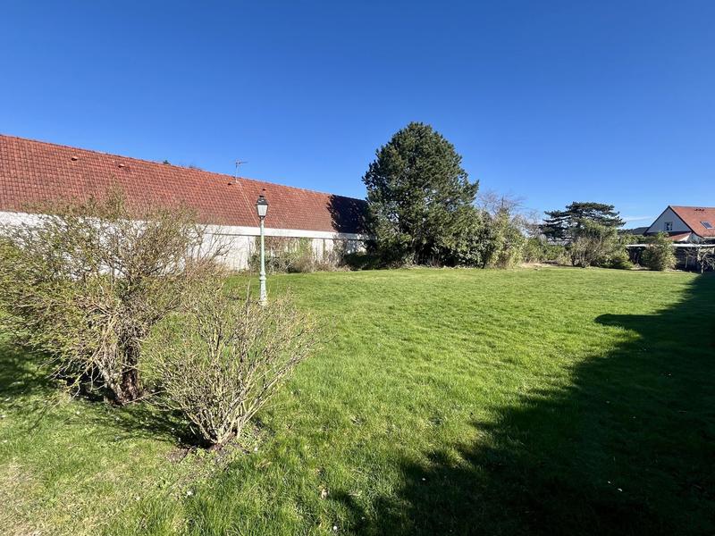 Maison traditionnelle - 166 m² - 6 pièces