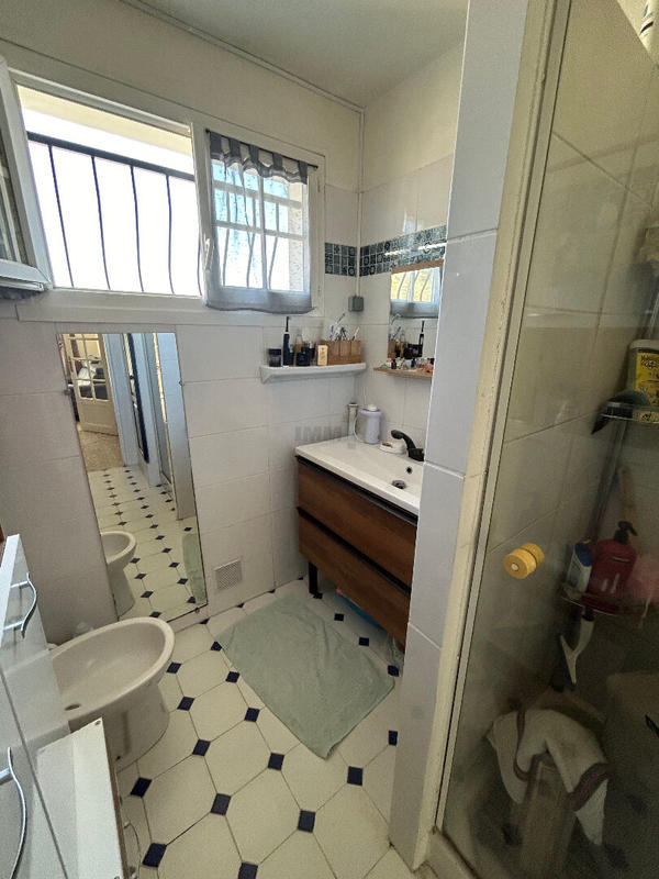 Maison - 92 m² - 5 pièces