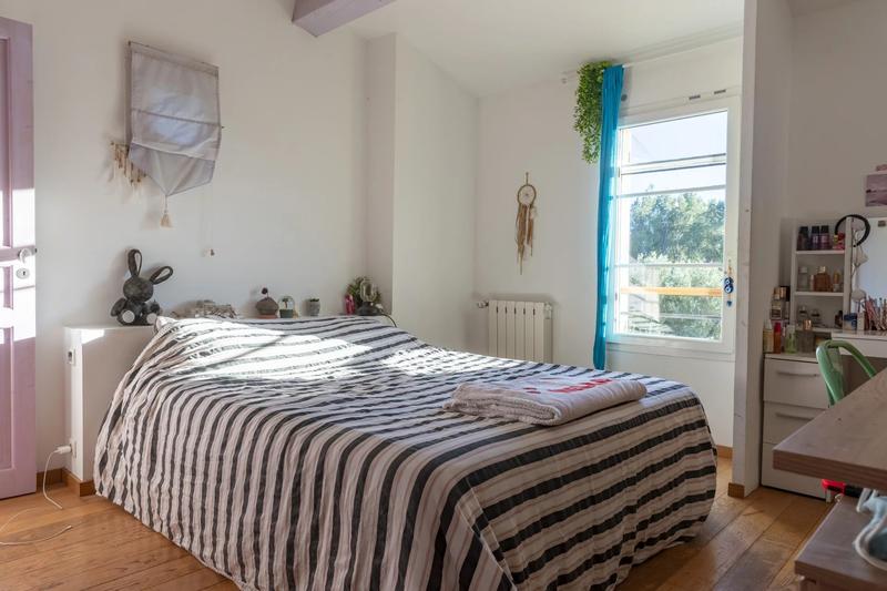 Villa - 137 m² - 6 pièces