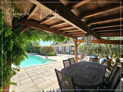 Maison en pierre - 306 m² - 11 pièces