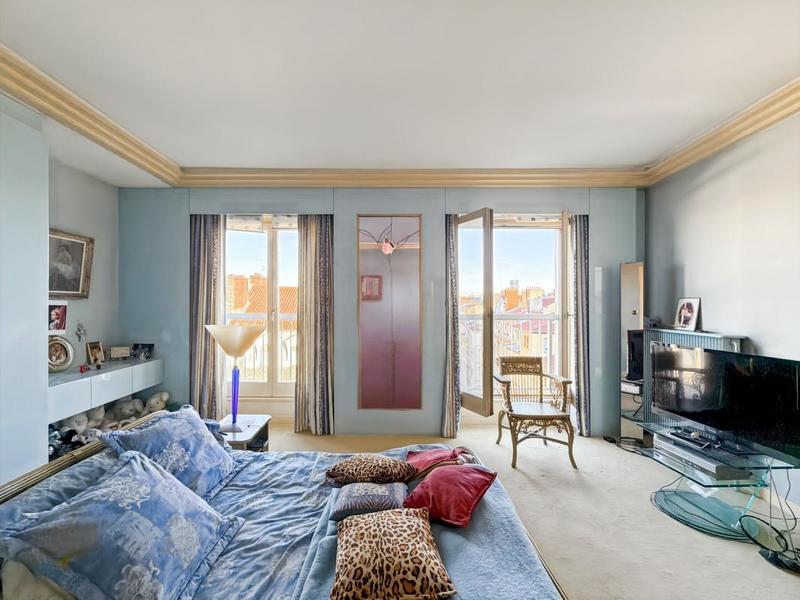 Duplex - 222 m² - 4 pièces