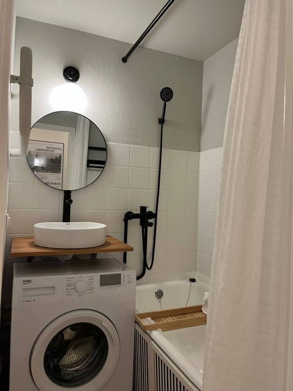 Studio - 25 m² - 1 pièce