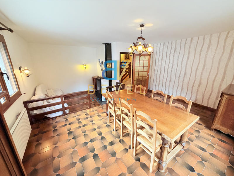 Maison - 147 m² - 6 pièces