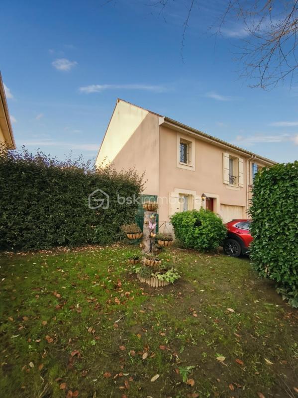 Maison - 84 m² - 4 pièces
