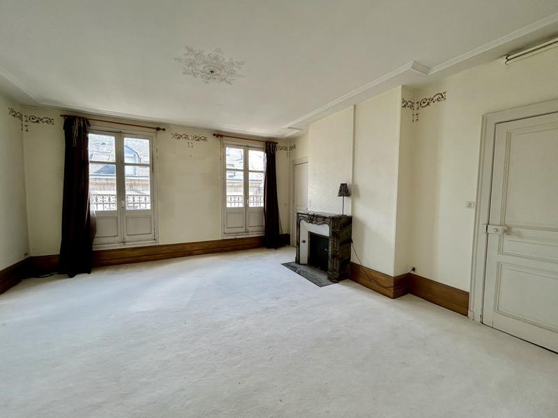 Appartement - 133 m² - 5 pièces