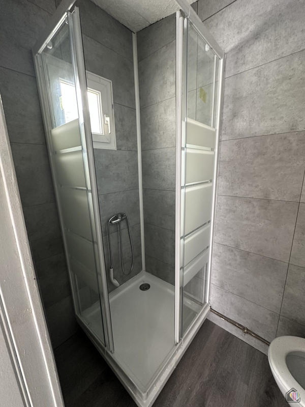 Maison - 102 m² - 4 pièces