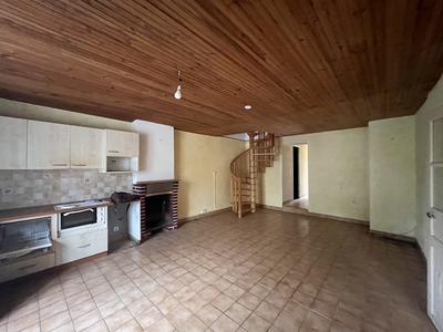 Maison ancienne - 82 m² - 3 pièces