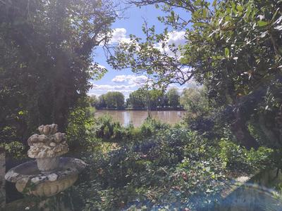 Maison ancienne - 378 m² - 11 pièces