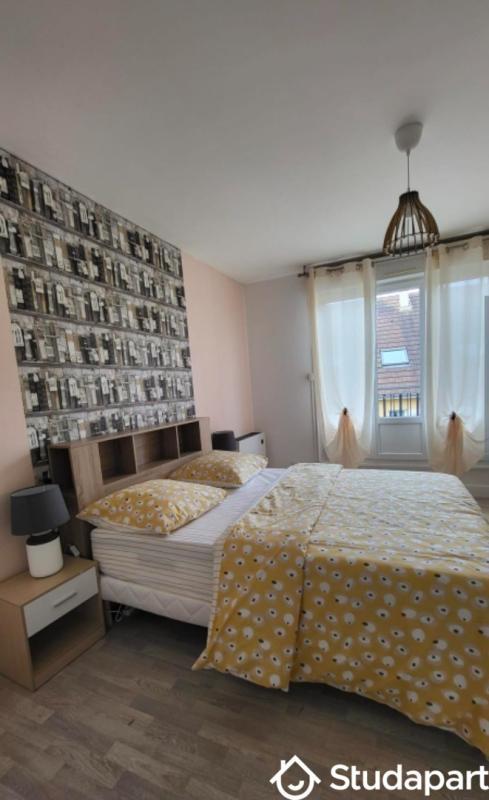 Chambre - 13 m² - 1 pièce