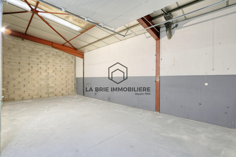 Local d'activité / Entrepôt - 44 m² - 1 pièce