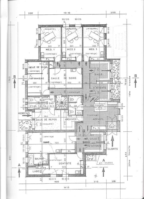 Maison - 300 m² - 12 pièces