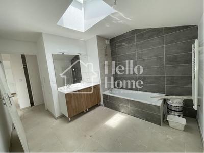 Appartement - 98 m² - 4 pièces