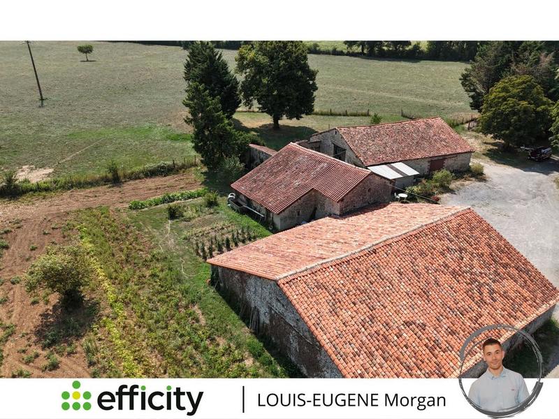 Corps de ferme - 565 m² - 10 pièces